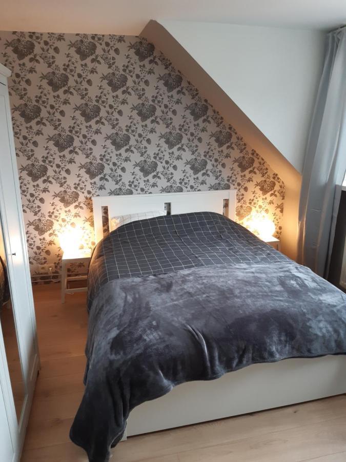 הוילה ברוז' Our Lily House, Een Gezellig Familiehuis In Rustige Omgeving מראה חיצוני תמונה